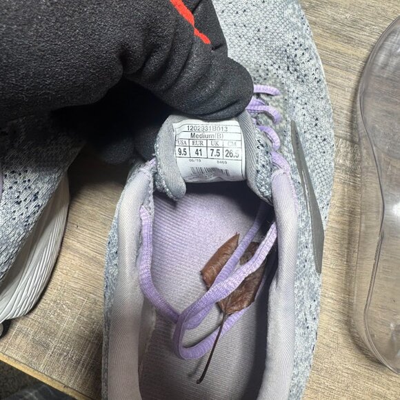 Brooks Anthem 2 Grey/Lavendar Athletic Shoe Women's Size 9.5 - Picture 5 of 7